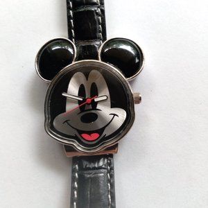 Disney Mickey Mouse watch